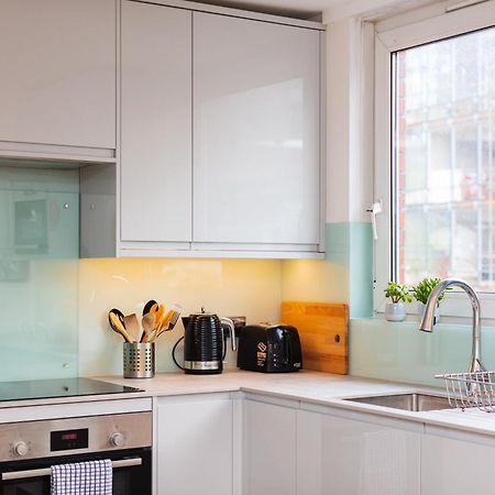 Spacious Central 3 Bedroom Apartment In Old Street Лондон Экстерьер фото